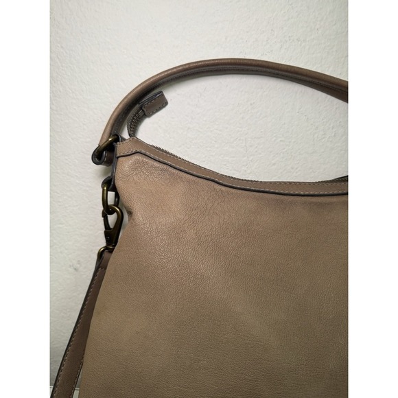 Frye CLAUDE HOBO Shoulder Bag Leather Light Brown 2 Strap Boho Western $398 NEW - Picture 4 of 16